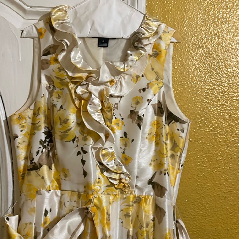 Women dress